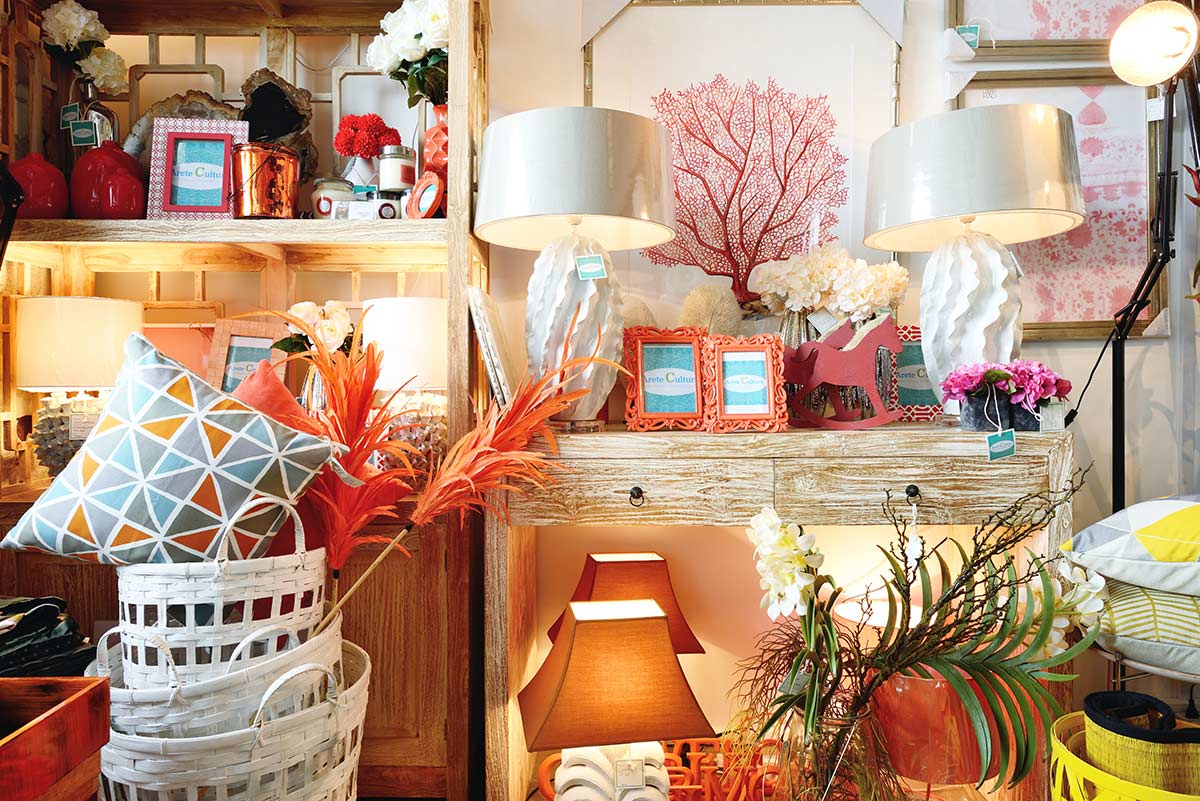 Coral-inspired decor for your home