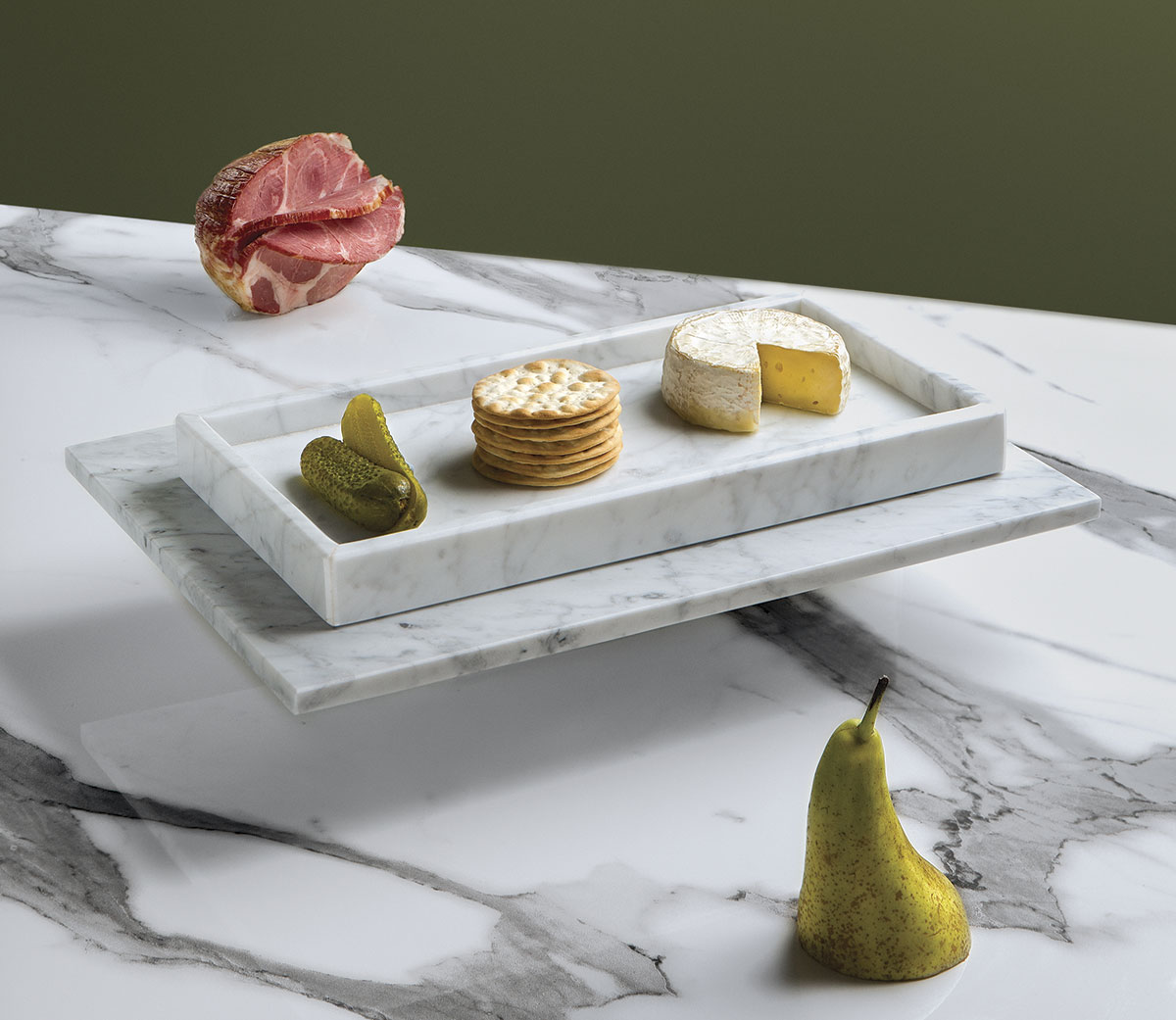 Marble charcuterie board and tray from Comme Home