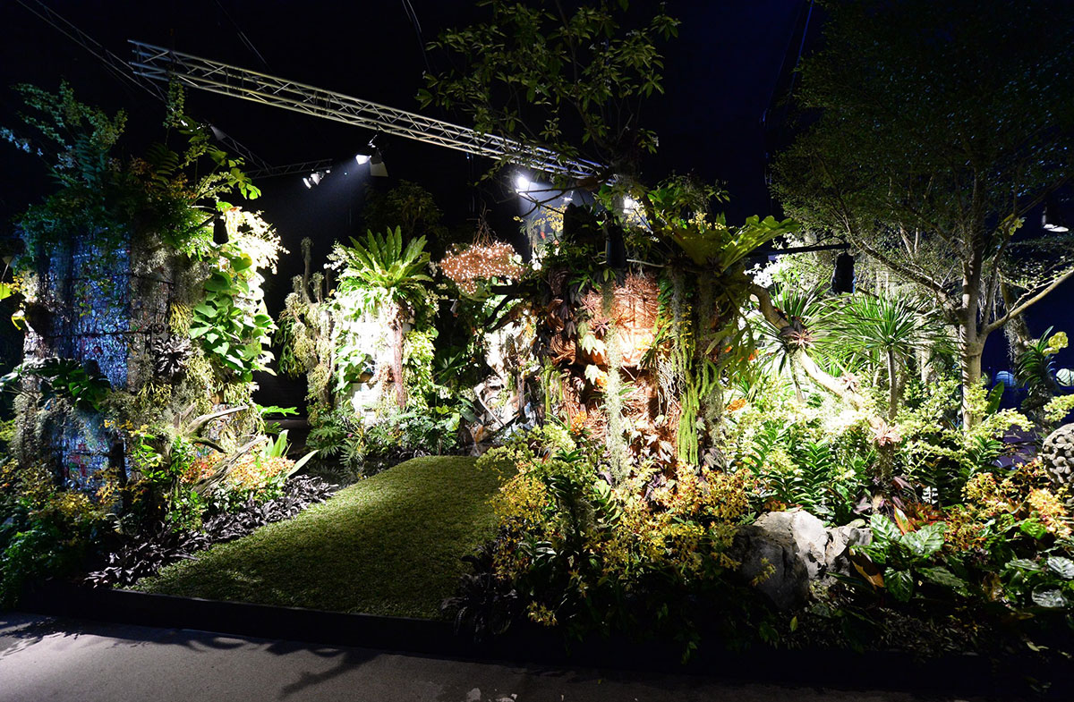 Back to the Wild by Michael Petrie winner of SGF 2014 Fantasy Garden Gold and Best of Show award 
