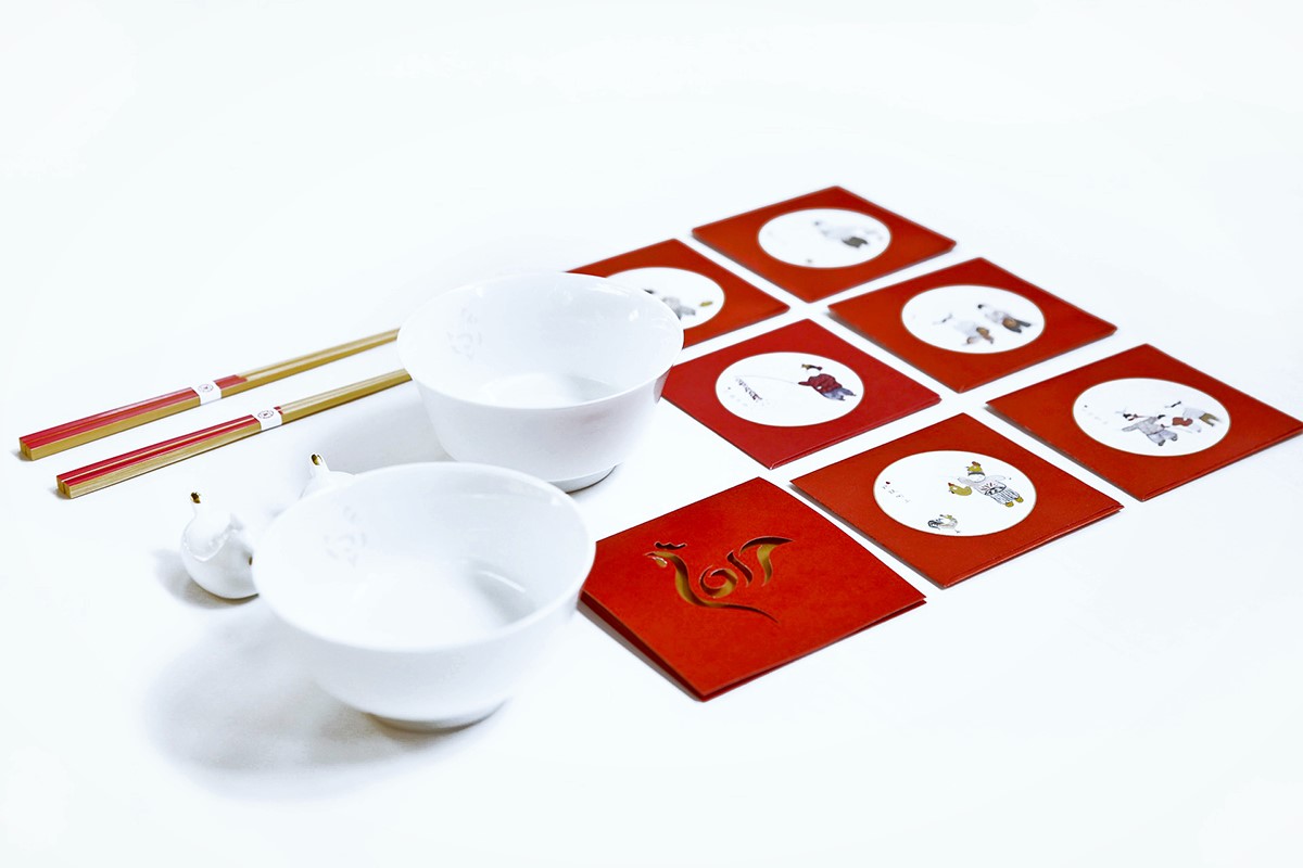 squarerooms-dinnerware-rooster-CNY
