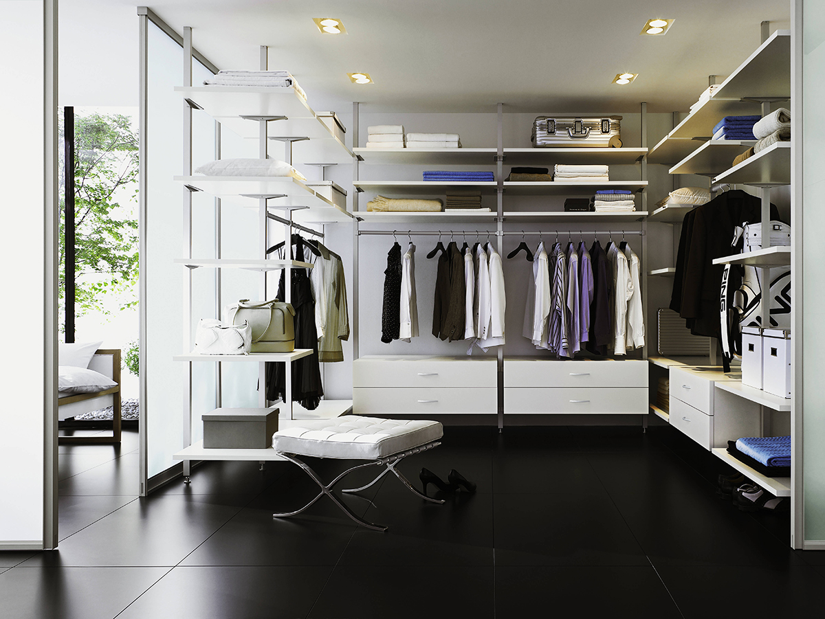 squarerooms-open-concept-wardrobe