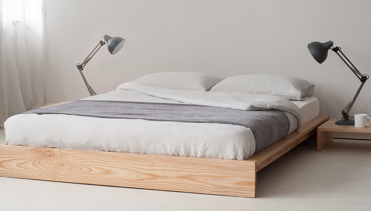 platform bed bigger than mattress