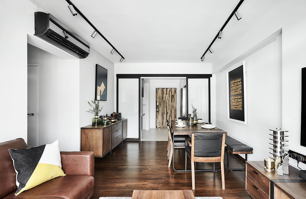 As a big lover of the look and feel of natural wood, the homeowner wanted to incorporate plenty of these elements into the home, which can be seen through the timber wood flooring and the wood-accented furniture.