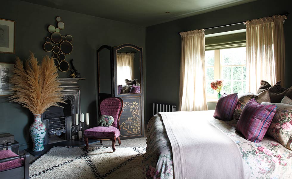 boudoir bedroom furniture uk