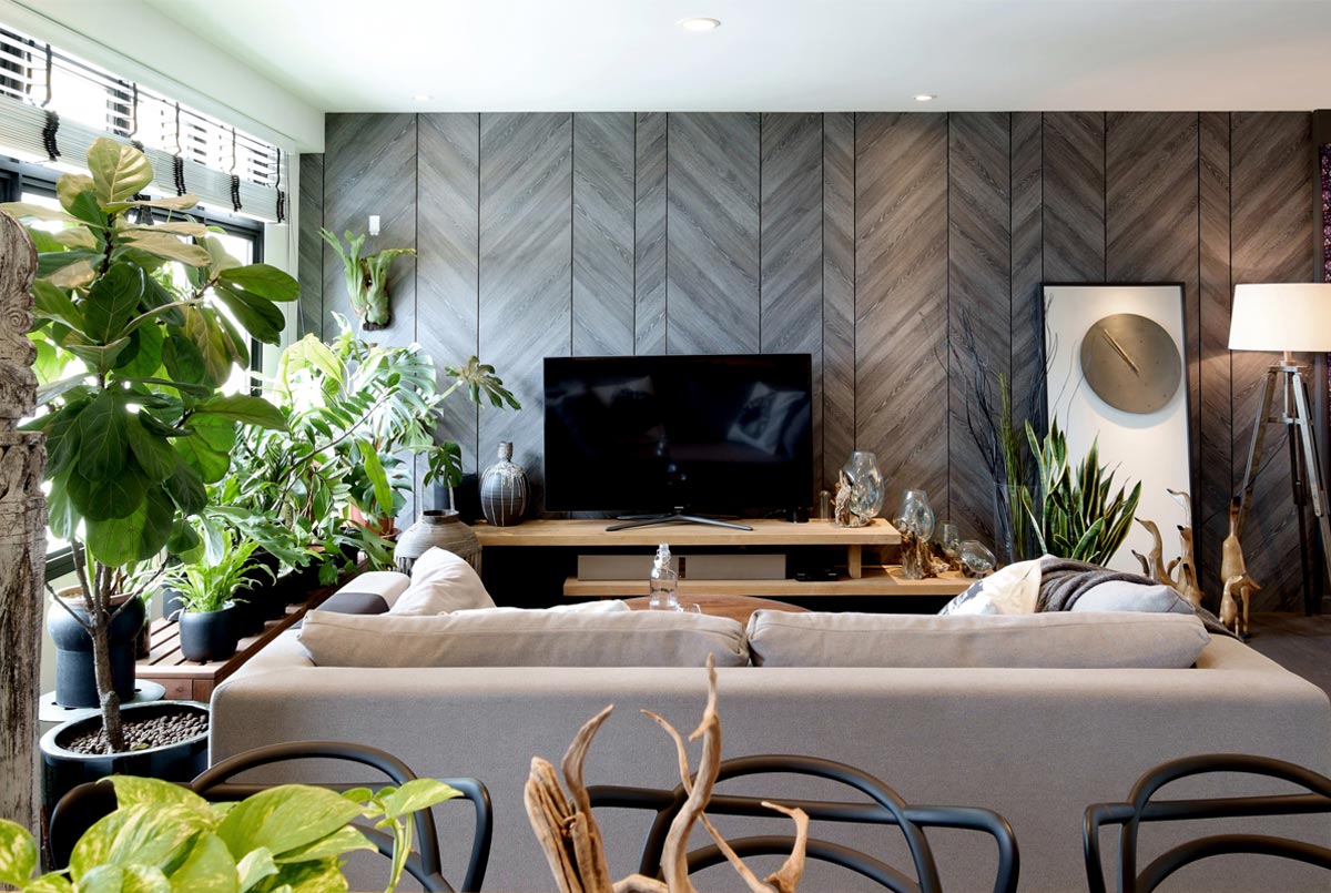 squarerooms-the-inside-job-livingroom-geometric-wall-design-condo