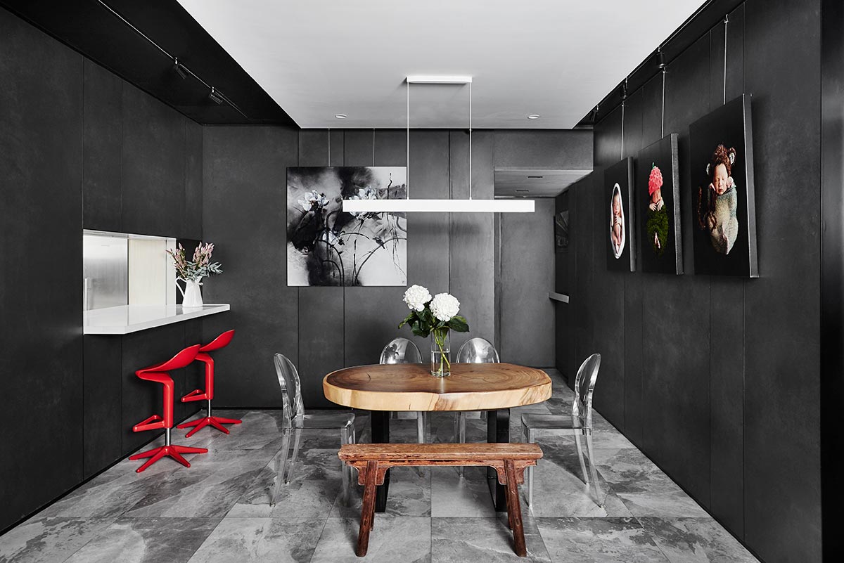 SquareRooms-dining-room-monochromatic-black-white-ceiling-akihaus