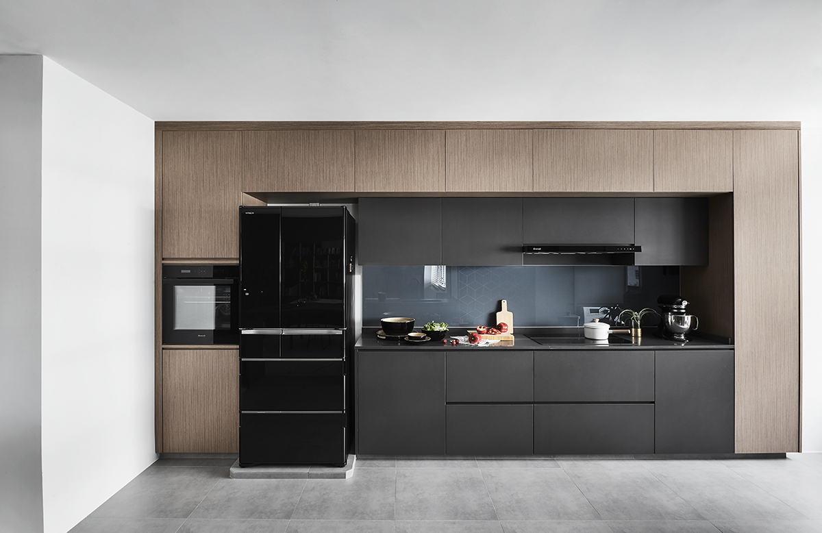 squarerooms-dan's-workshop-kitchen-black-wooden