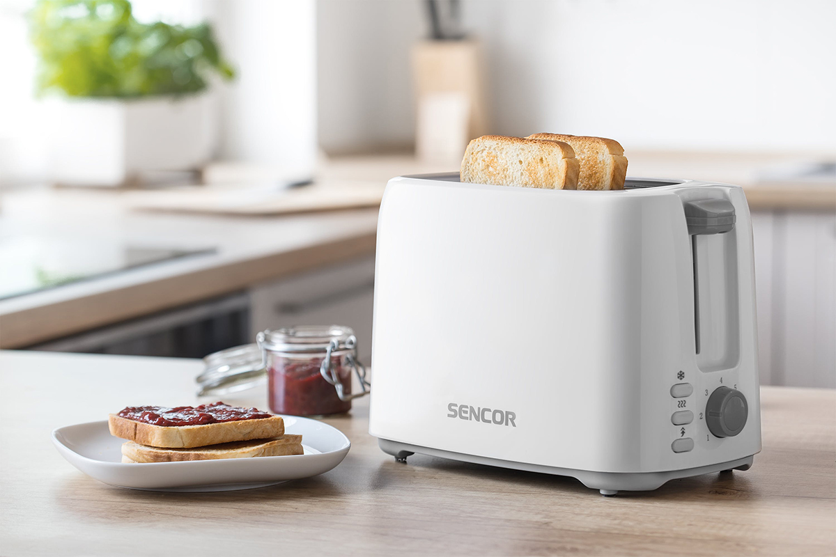 squarerooms-sencor-electric-toaster-white-table-lifestyle-shot-photo