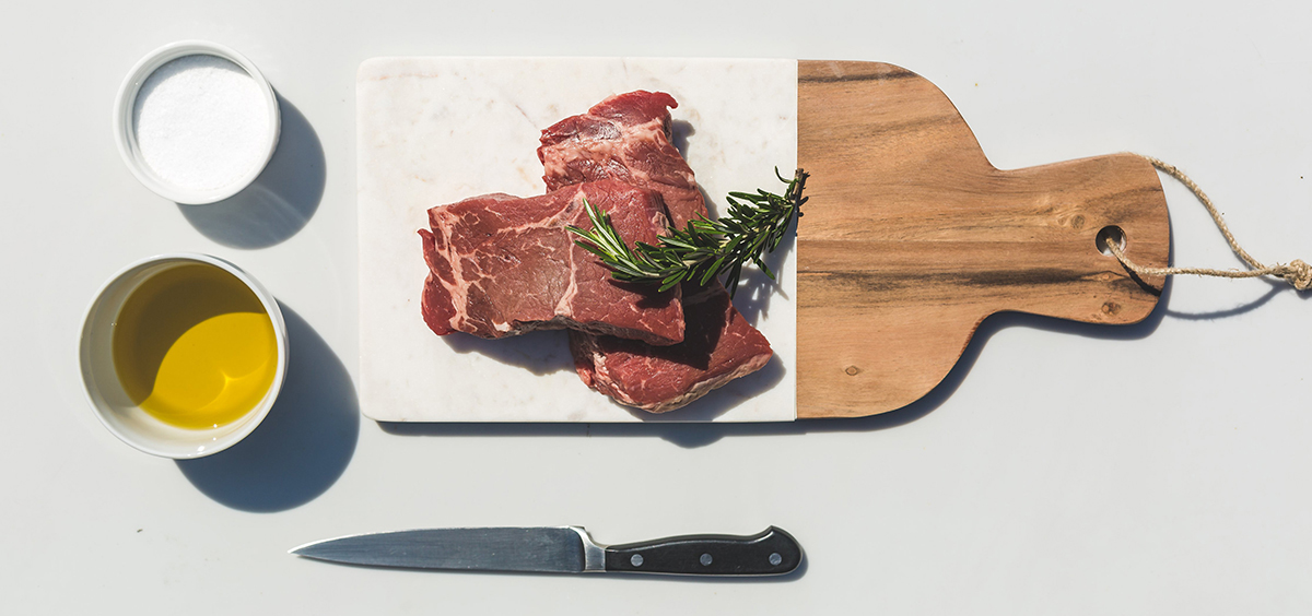 Cutting Boards — What's Better, Wood or Plastic?