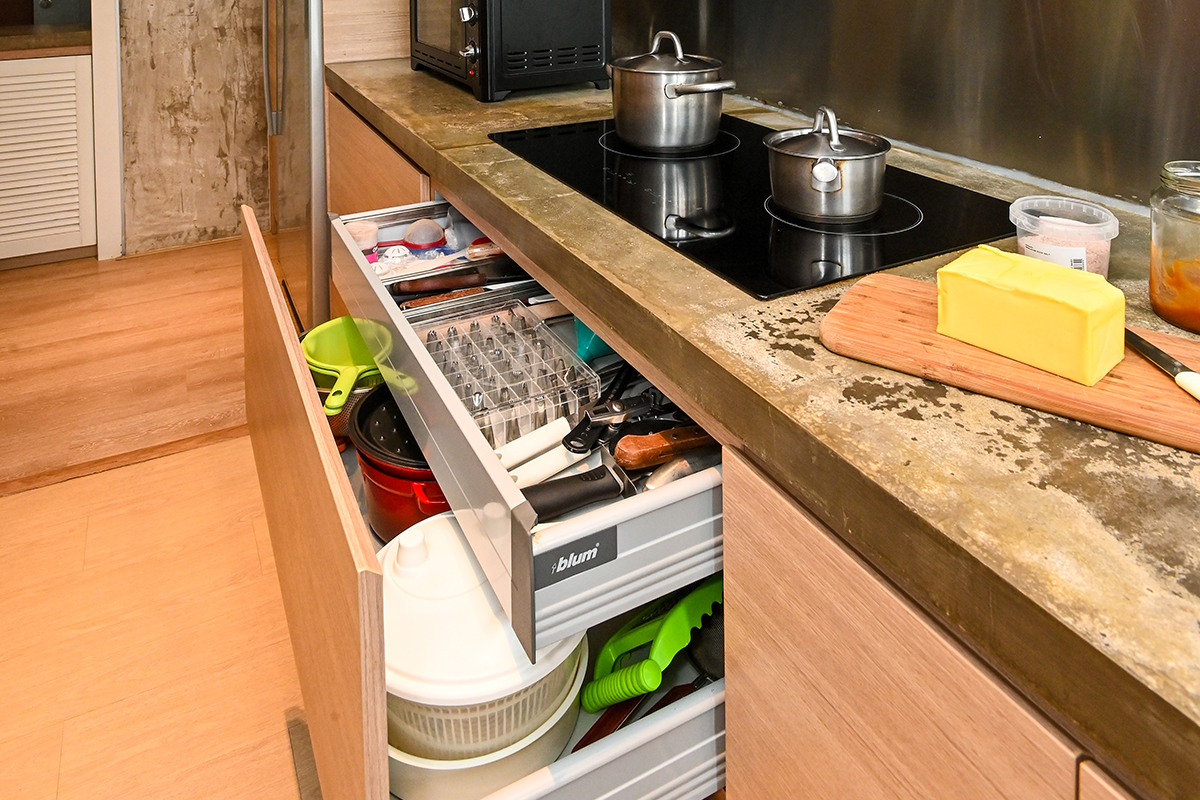 squarerooms luigi la tona joyce chung home organisation kitchen storage cabinet drawers