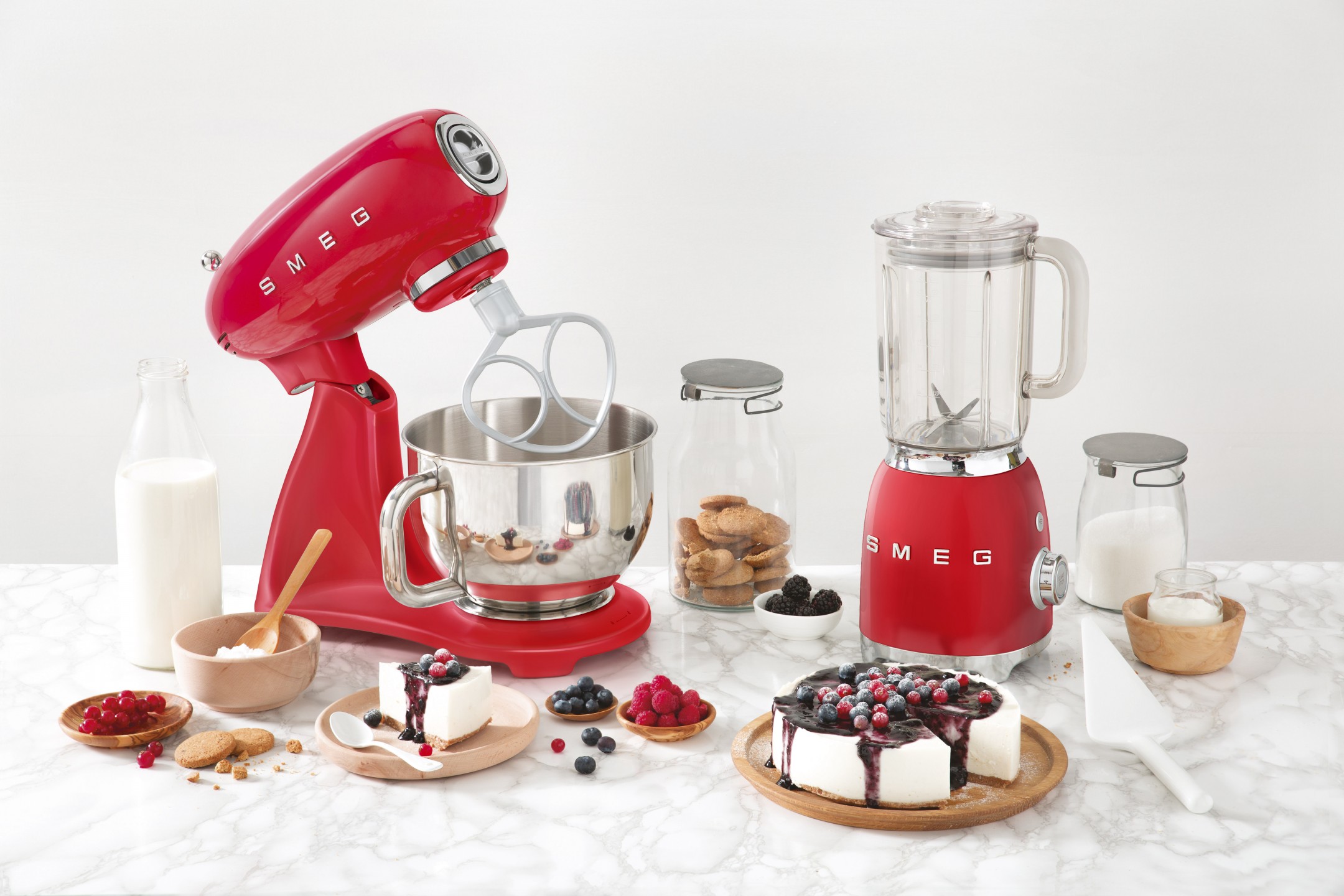 squarerooms smeg blender stand mixer red kitchen appliances lifestyle