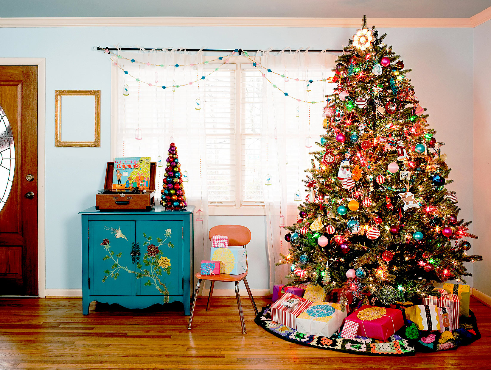 squarerooms jeff herr photography christmas tree living room decor colourful eclectic festive