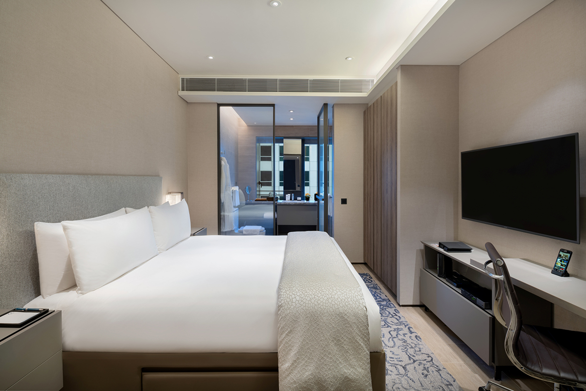 squarerooms oakwood retreat short term singapore bedroom deluxe white minimalist grey