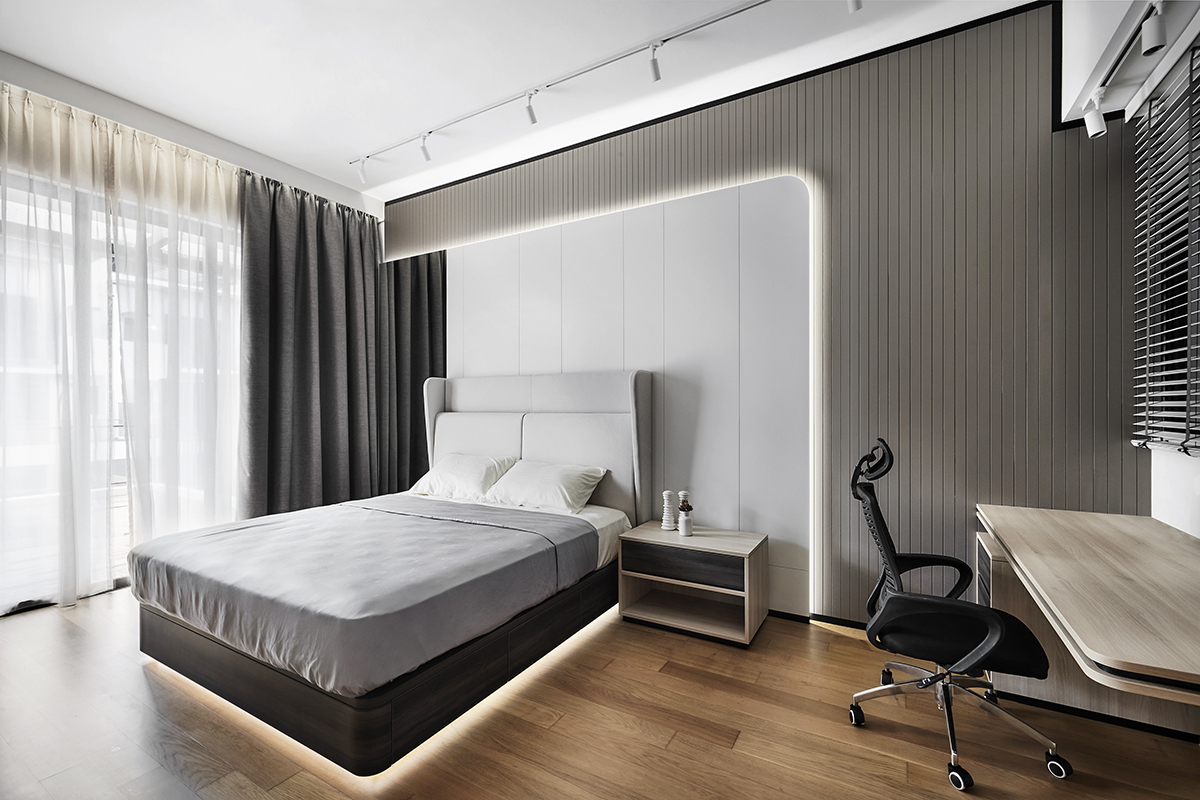 squarerooms richfield integrated home renovation makeover terrace house 5 bedroom minimalist luxury luxurious black and white monochromatic luxe yio chu kang bedroom feature headboard wall rounded curved integrated light study desk office