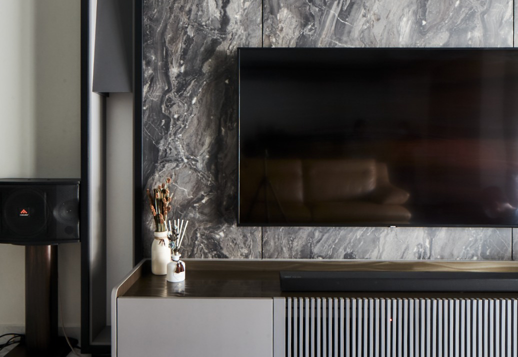squarerooms richfield integrated home landed house renovation makeover modern contemporary neutral monochromatic design tv feature wall grey marble