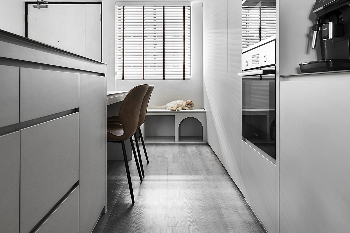 squarerooms blend by imc home renovation bukit batok 4 room hdb bto flat design makeover singapore minimalist contemporary modern grey white kitchen