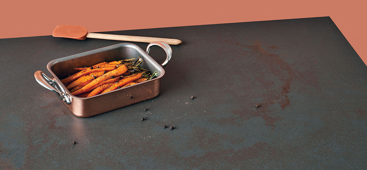 squarerooms caesarstone kitchen surfaces dark collectio black grey colour countertop 4735 oxidian roasted carrot tin