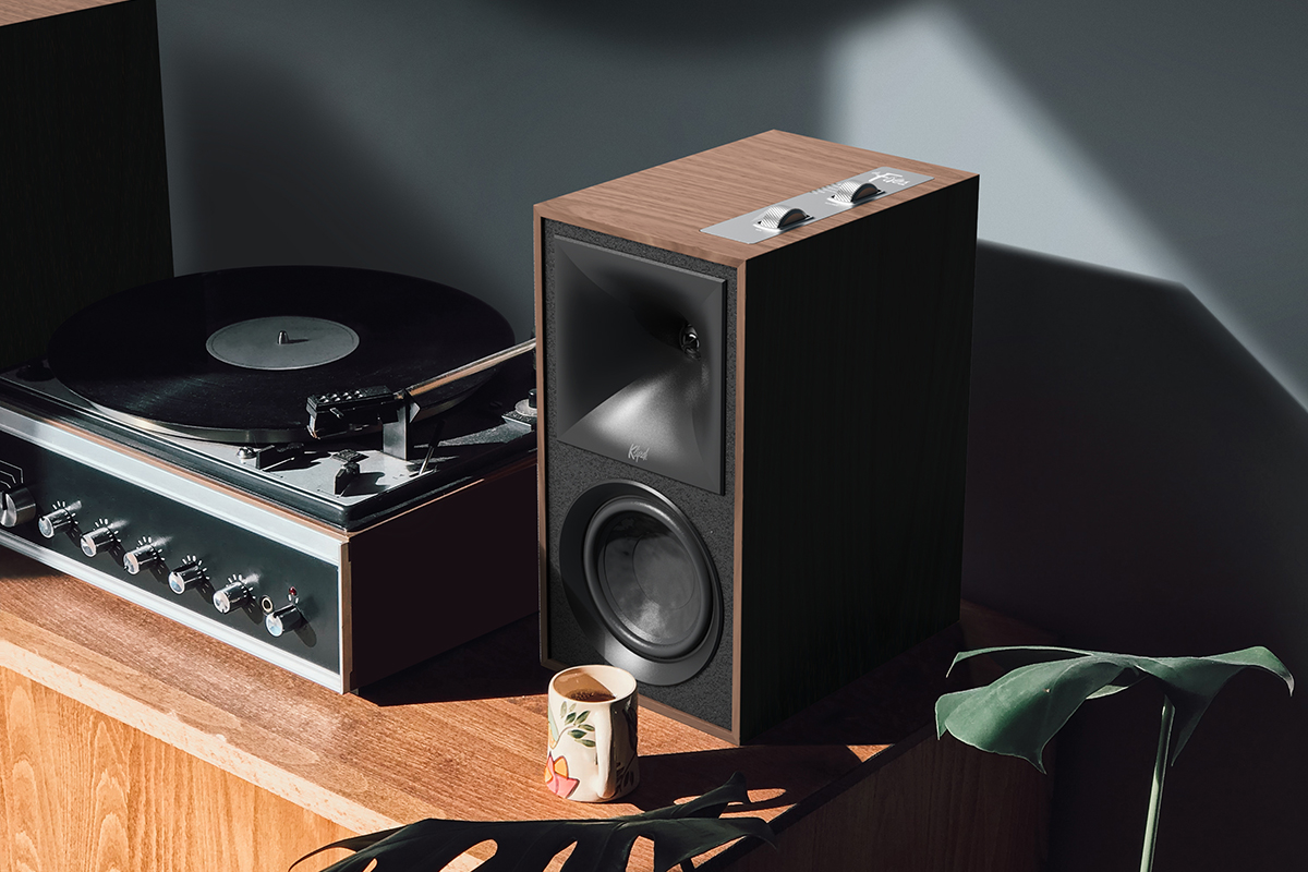 squarerooms klipsch the fives shelf speaker vintage industrial wood black luxury