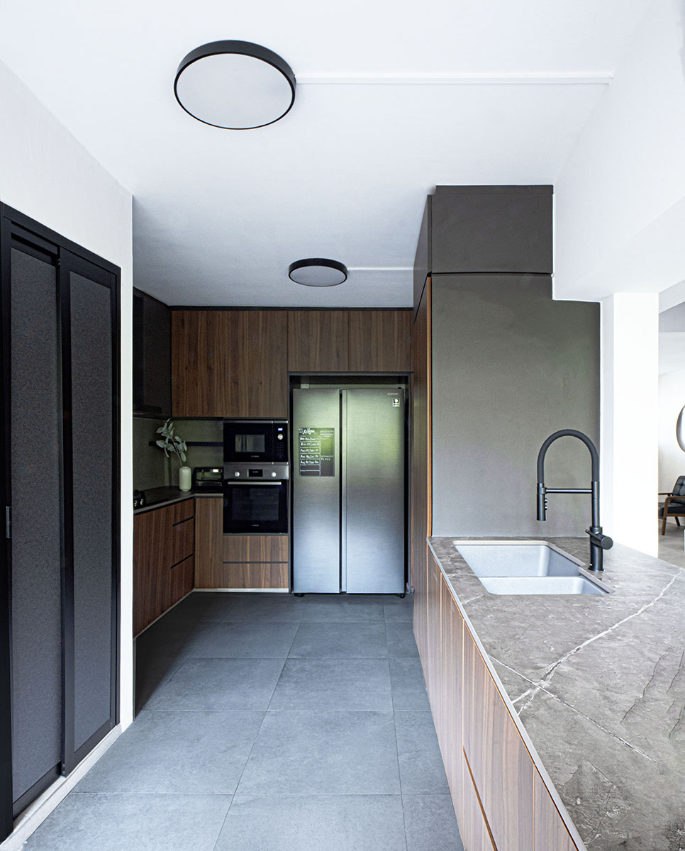 squarerooms distinctidentity hdb maisonette interior design home renovation makeover modern minimalist contemporary style kitchen wood dark moody vibe