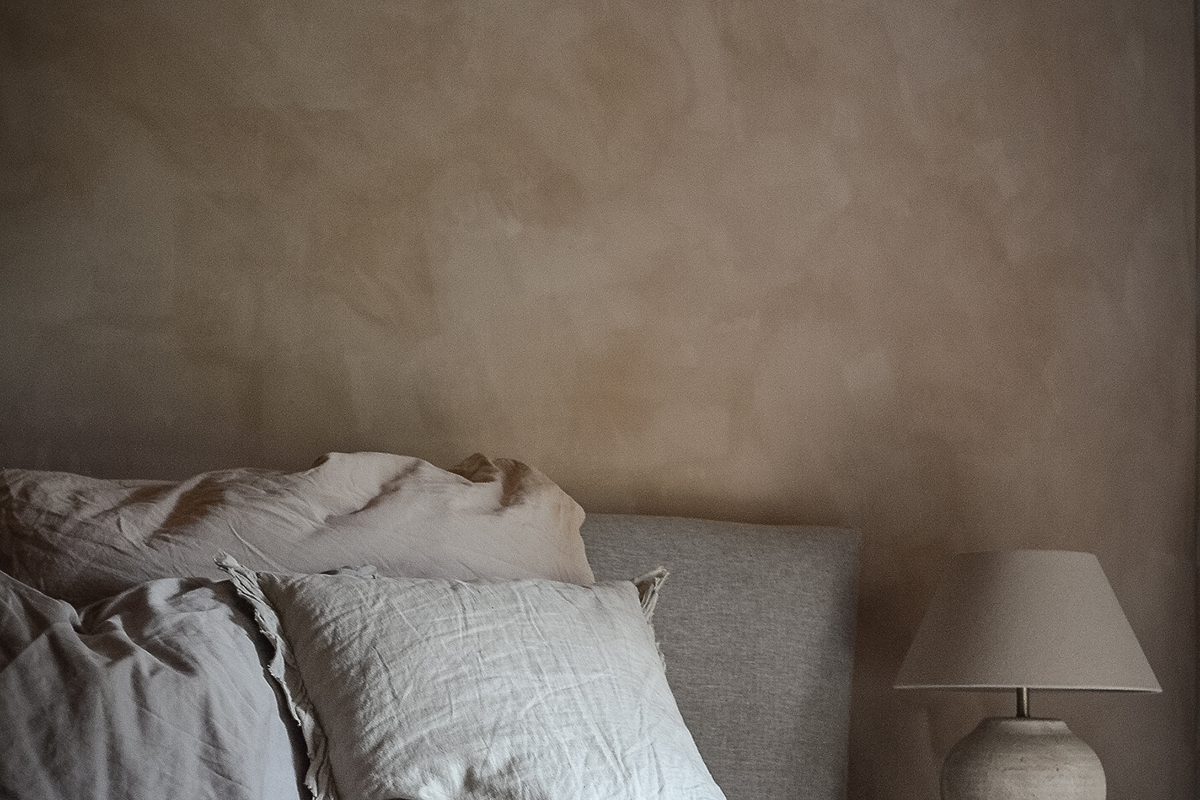 squarerooms kalklitir aratamete limewash paint singapore limewashed wall aveline colour