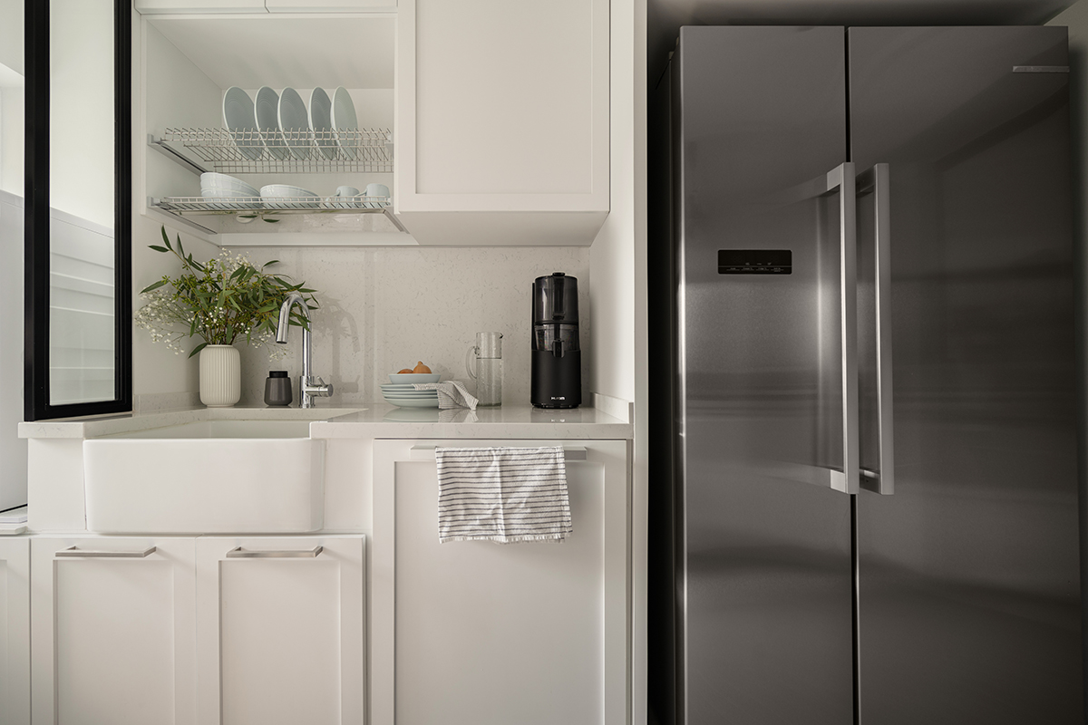 squarerooms ovon design 3 room resale hdb flat interiors makeover modern minimalist style aesthetic renovation kitchen